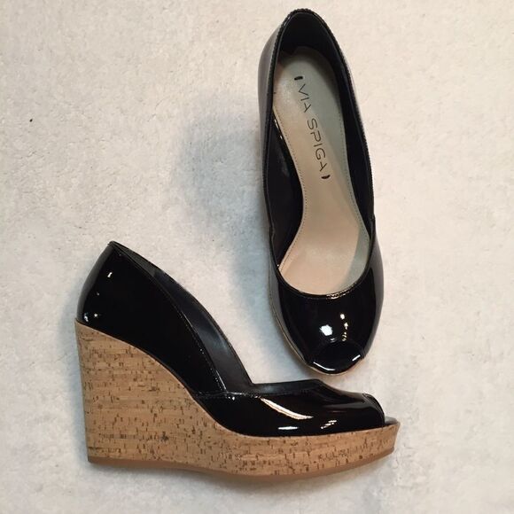 VIA SPIGA ‘STAM’ PATENT LEATHER PEEP TOE WEDGE - Picture 1 of 9